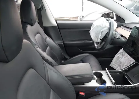 2018 Tesla Model 3 Long Range/Mid Range из США, поврежденный, VIN 5YJ3E1EA4JF015853